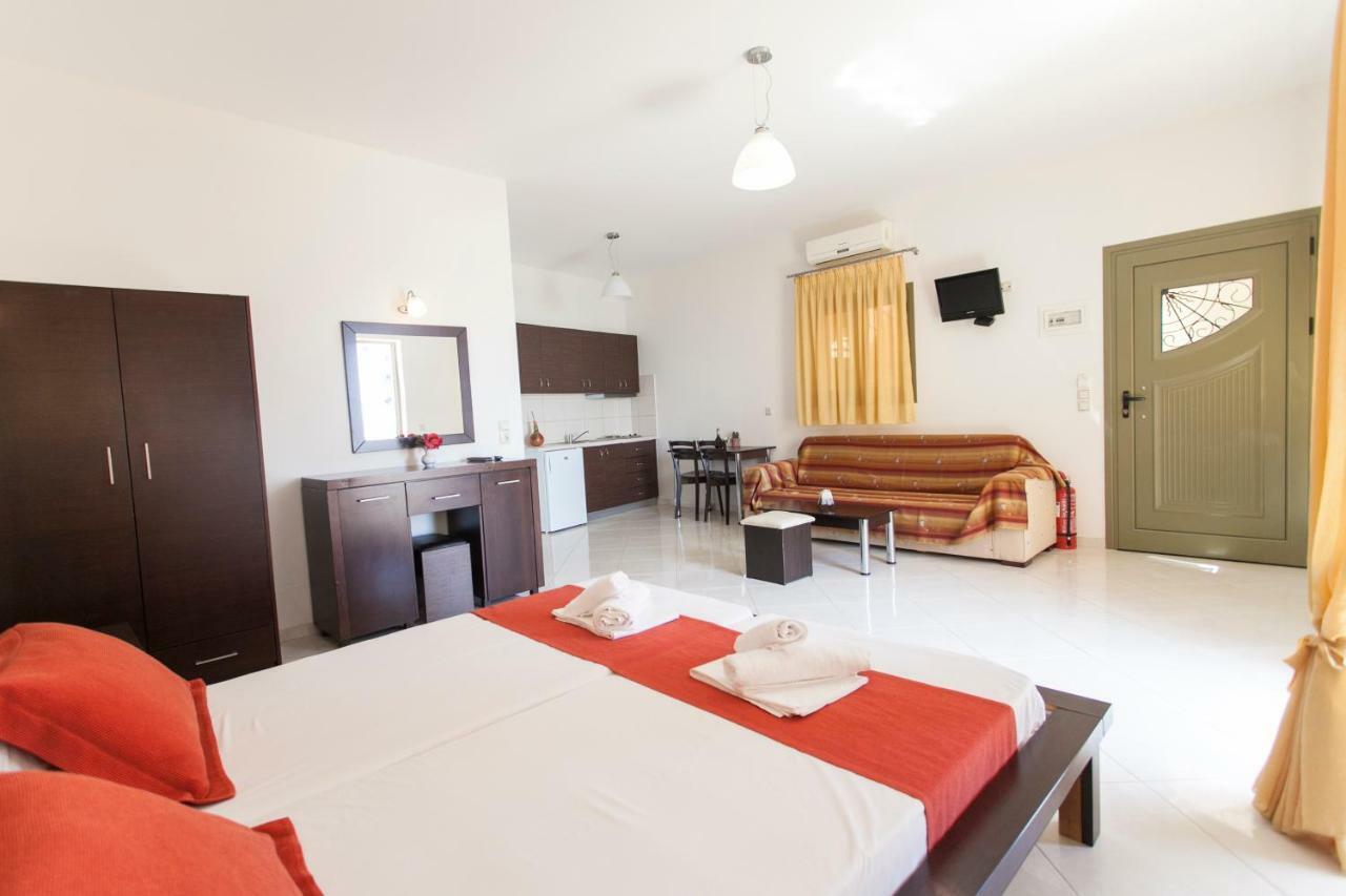 Siarbas Hotel Paralia Vrachou Esterno foto